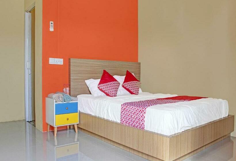 스탠다드 룸 킹사이즈 침대, Oyo 91643 Homestay Daniel 76