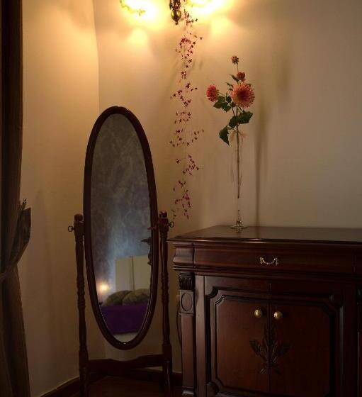 小型套房带阳台, Andromeda Suites