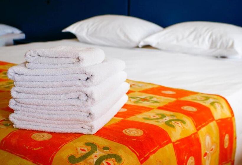 Family Suite, Açoriano