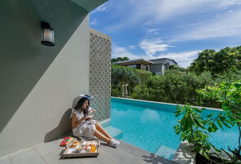 اتاق سوپریور, Proud Phuket, Naiyang Beach