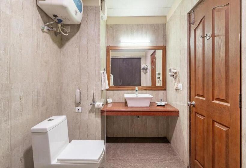 디럭스 룸 산전망, Summit Barsana Resort & Spa