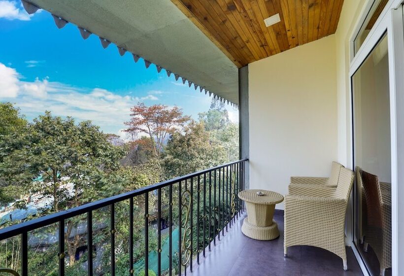 디럭스 룸 산전망, Summit Barsana Resort & Spa
