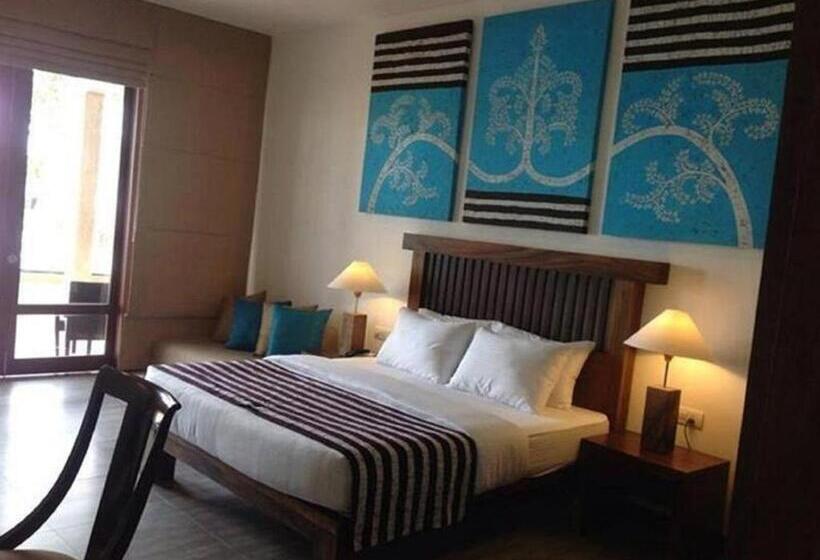Номер Deluxe с Балконом, Suriya Resort