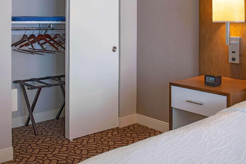 חדר סטנדרט, Hilton Garden Inn Downtown Dallas