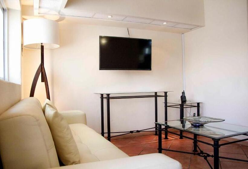 סוויטת 2 חדרי שינה, Alcazar Suites