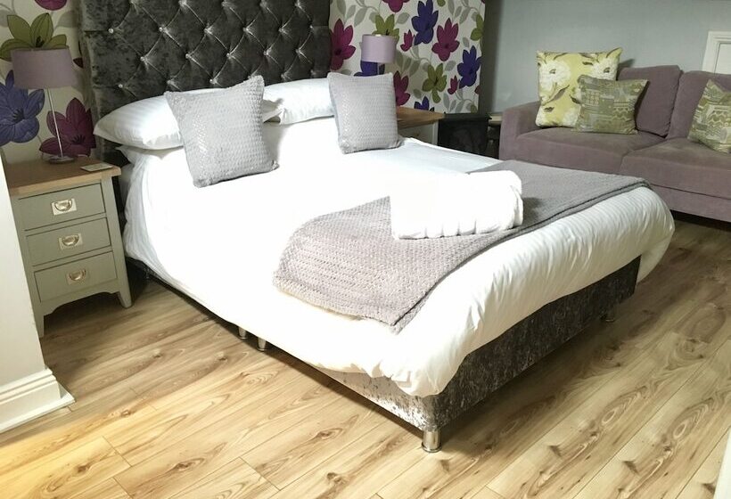اتاق سوپریور سه تخته, Cartref Guest House