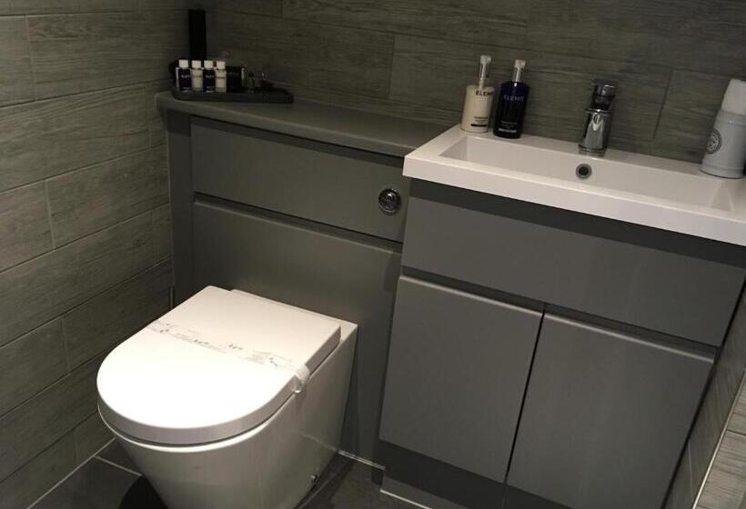 اتاق لوکس با تخت بزرگ, Cartref Guest House
