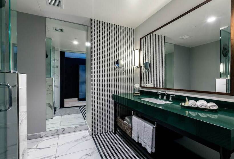 Номер Стандарт Адаптированный для Инвалидов, Indigo   Los Angeles Downtown, An Ihg