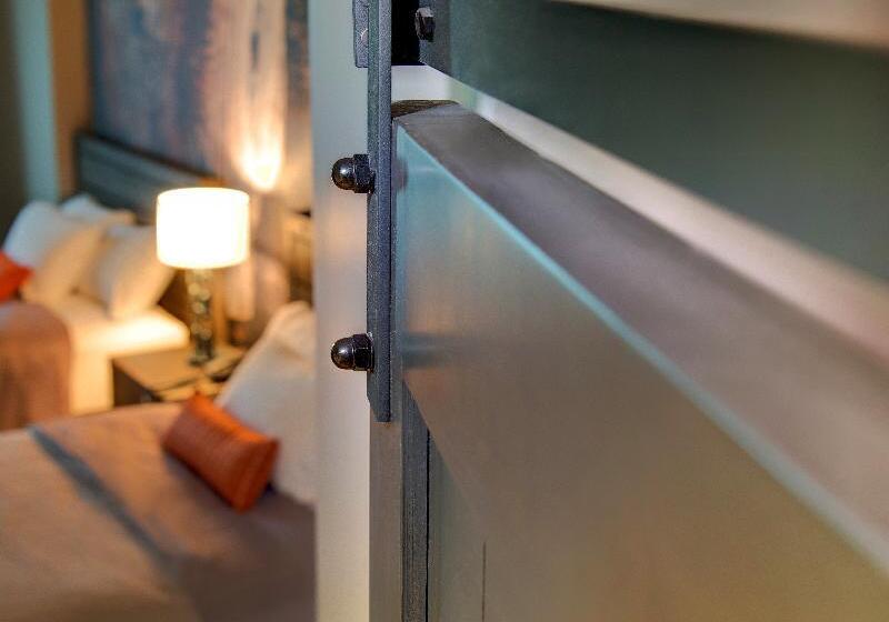 标准间, Indigo Traverse City, An Ihg