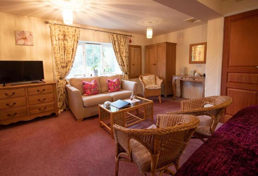 Стандартный Номер Кровать Кинг, Magpies Lodge
