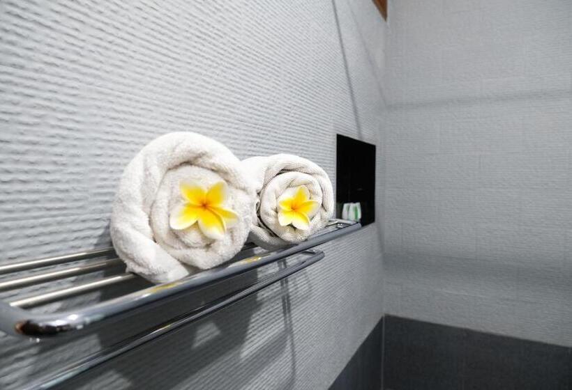 Suíte Júnior Vista Piscina, Vidi Boutique