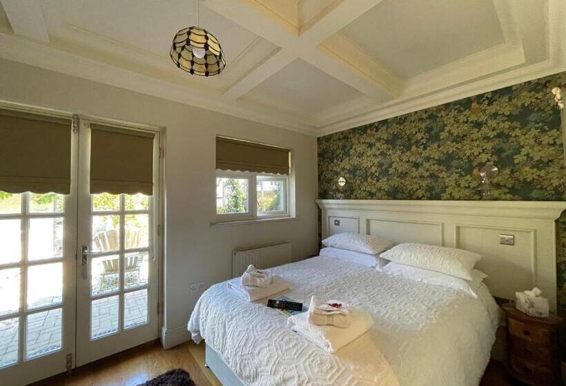 Номер Стандарт, Bradleigh Lodge