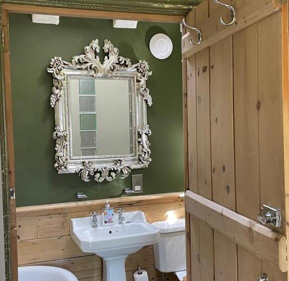 Номер Deluxe Вид на Сад, Bradleigh Lodge