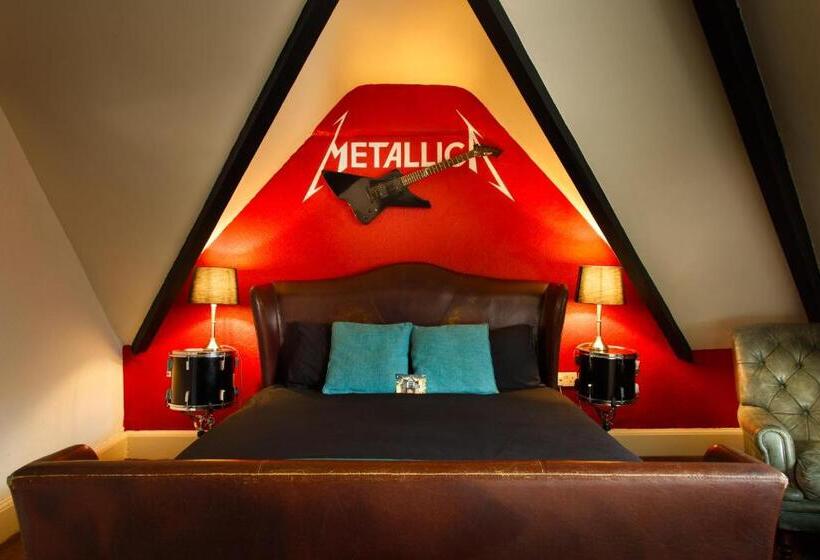 Номер Премиум, The Saddle Inn