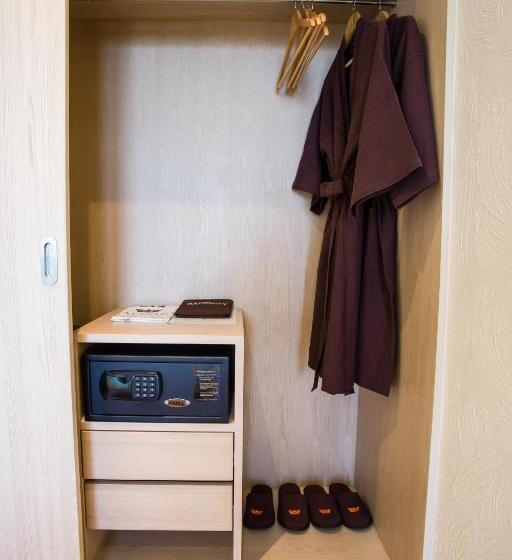 Люкс Повышенной Комфортности, Balcony Seaside Sriracha Hotel & Serviced Apartments