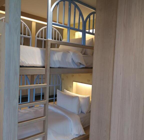 Family Suite, Balcony Seaside Sriracha Hotel & Serviced Apartments