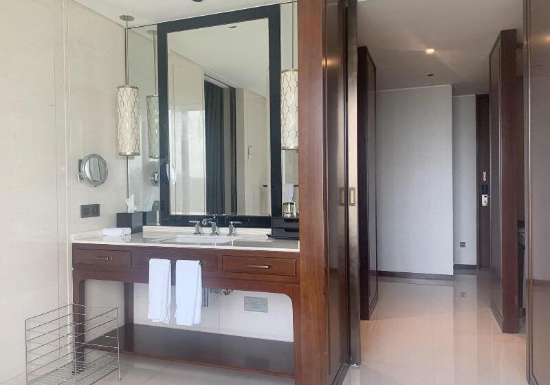 اتاق لوکس با تخت بزرگ, Sheraton Shanghai Jiading
