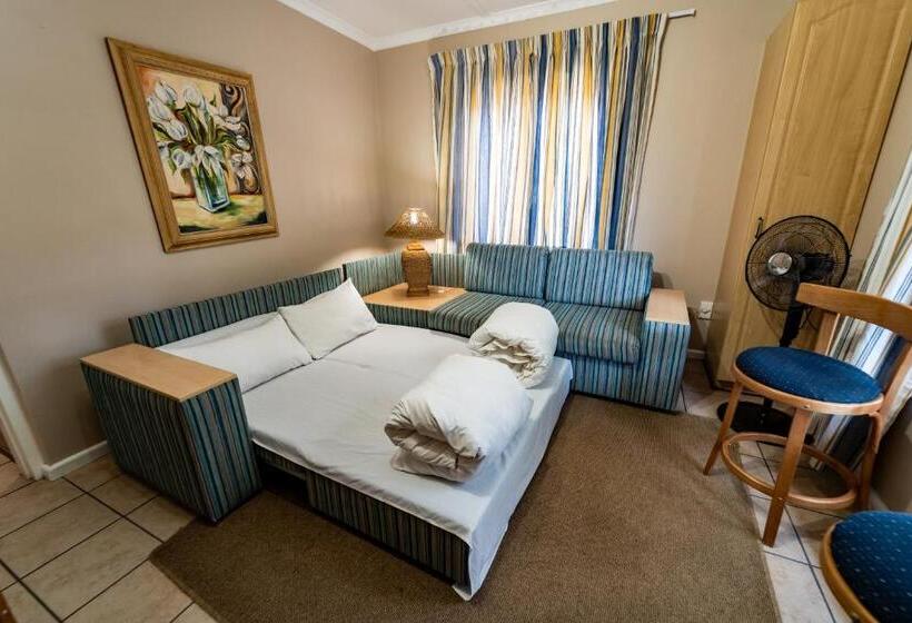 Шале 1 Спальня, Gooderson Knysna Chalets