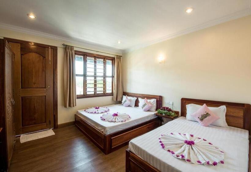 家庭间, Seng Hout