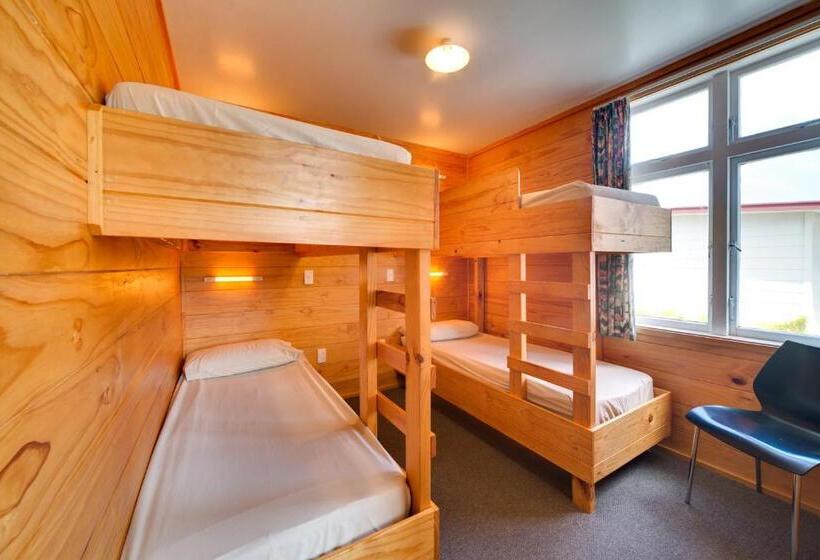 Семейный Номер Совместный Санузел, Wellington Top 10 Holiday Park