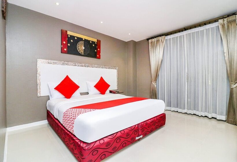 Deluxe Szoba, Natural Beach Hotel Pattaya