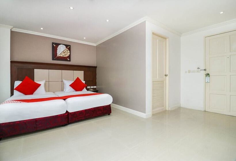 Superior Szoba, Natural Beach Hotel Pattaya