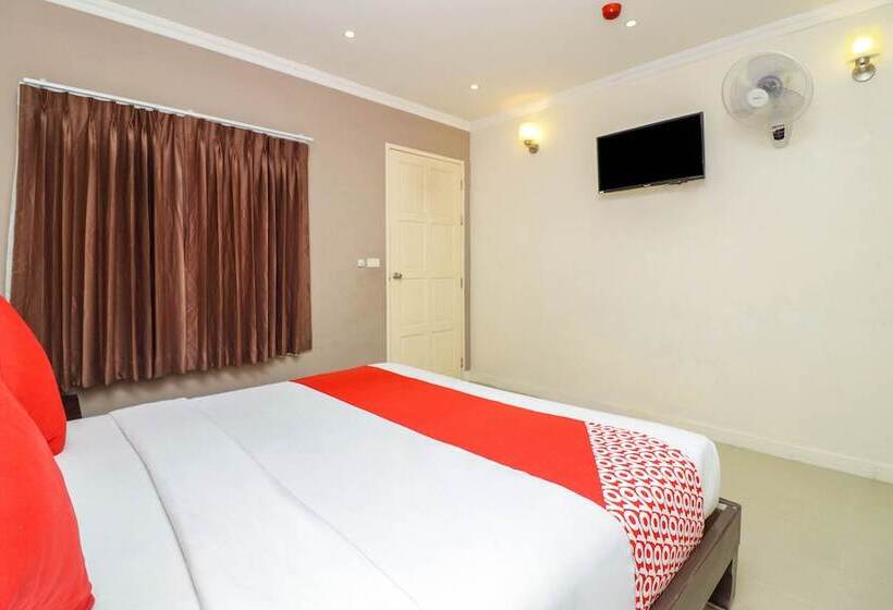 Lakosztály, Natural Beach Hotel Pattaya