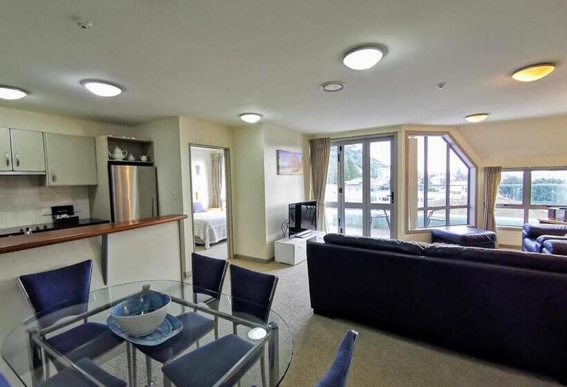 آپارتمان 1 خوابه با چشم‌انداز, The Anchorage Apartments