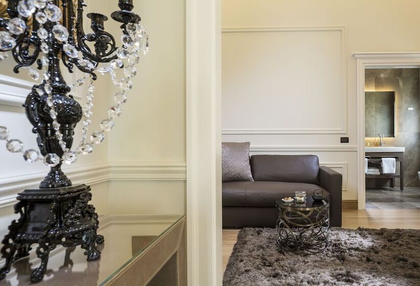 جناح ديلوكس, 3 Sixty Hotel & Suites