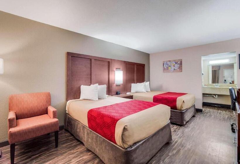 Номер Стандарт 2 Двуспальные Кровати, Econo Lodge