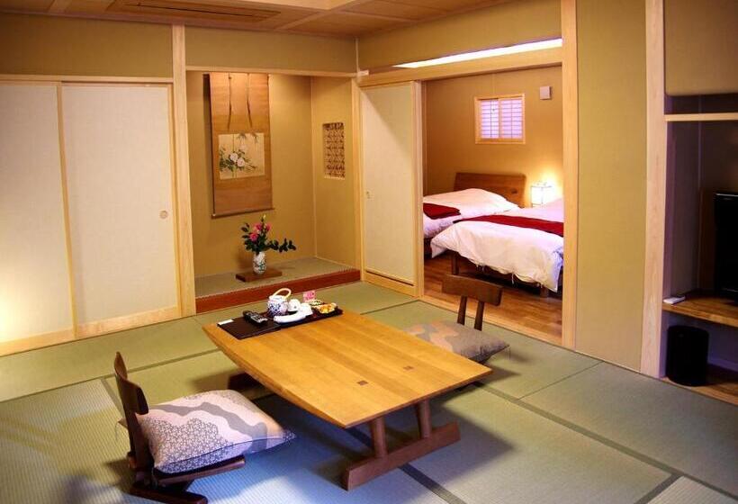 Люкс с Видом, Gero Onsen Yukyunohana