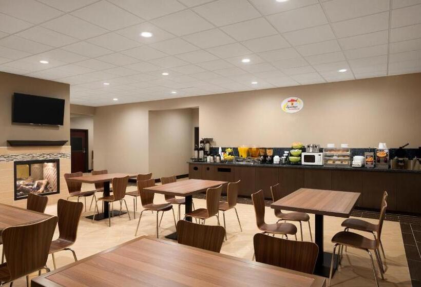 标准间, Super 8 By Wyndham Hershey Chocolate Avenue