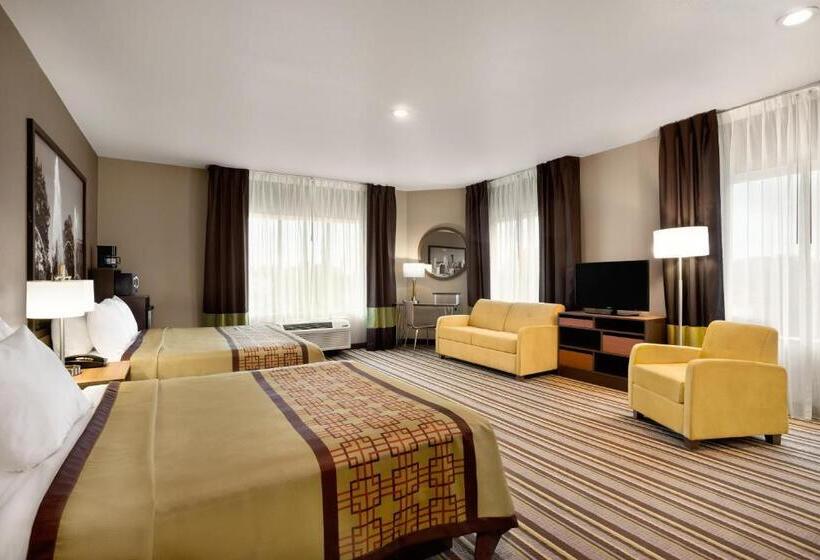 带大床的标准工作室, Super 8 By Wyndham Hershey Chocolate Avenue
