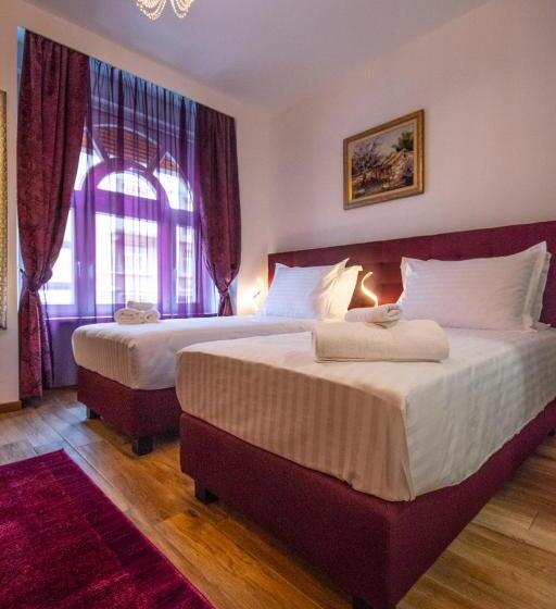 اتاق لوکس, Center Luxury Rooms 3