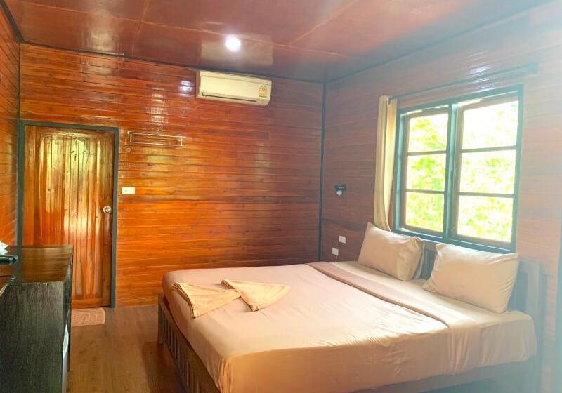 Номер Стандарт, The Cobble Beach Hotel  Phi Phi Island