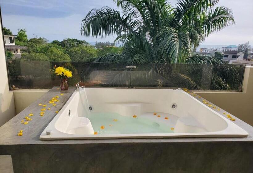 带1个卧室的顶楼公寓, Me Hotel & Villas   Montañita Estates