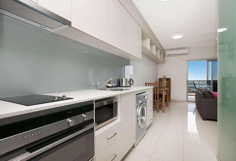 Апартаменты Внутренние 1 Спальня, Ramada Suites By Wyndham Zen Quarter Darwin