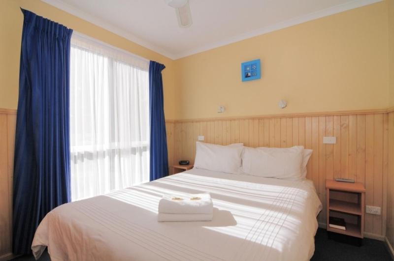 Дом 3 Спальни, Kendalls Beach Holiday Park