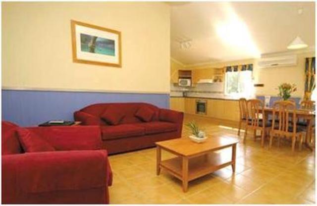 Дом 2 Спальни, Kendalls Beach Holiday Park