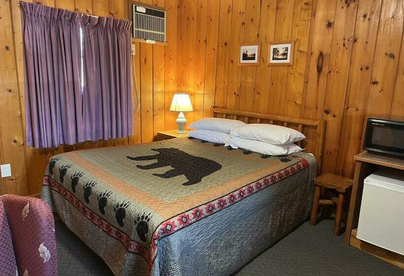 Номер Deluxe, Cedars Motel