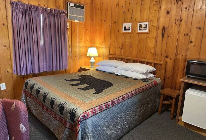Номер Deluxe, Cedars Motel