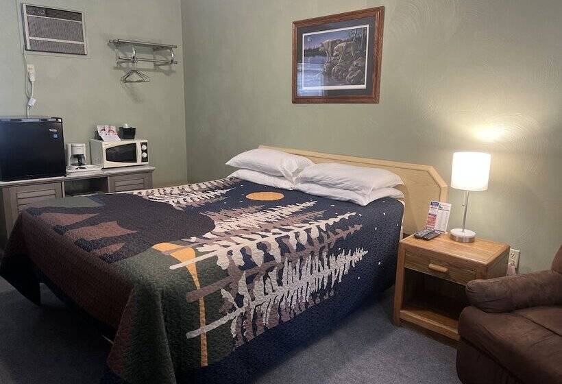 Номер Стандарт, Cedars Motel