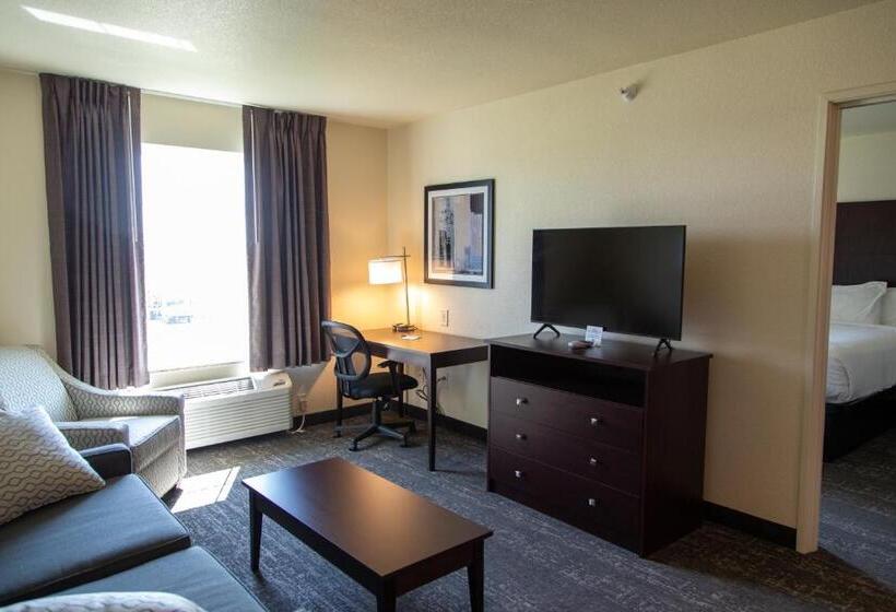 Люкс, Cobblestone Inn & Suites  Springfield