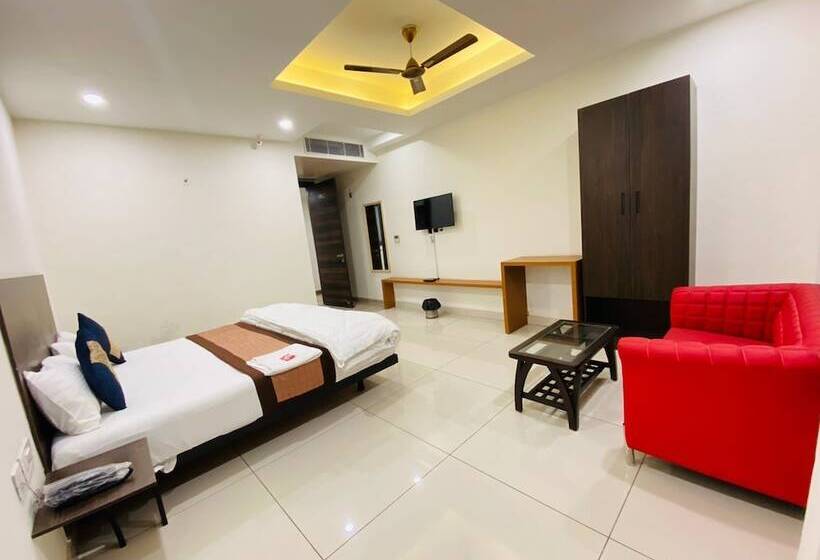 Номер Deluxe, Fabhotel Kinsfolk