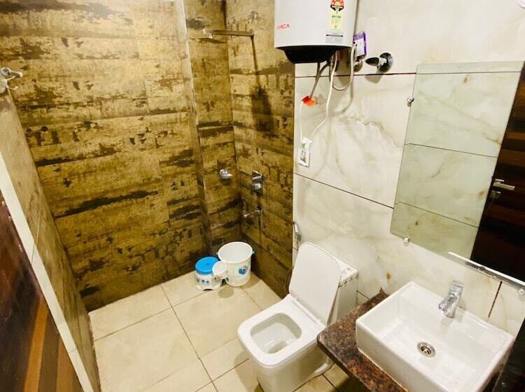 Номер Superior, Fabhotel Kinsfolk