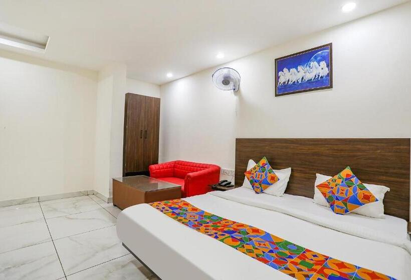 Номер Deluxe, Fabhotel Kinsfolk