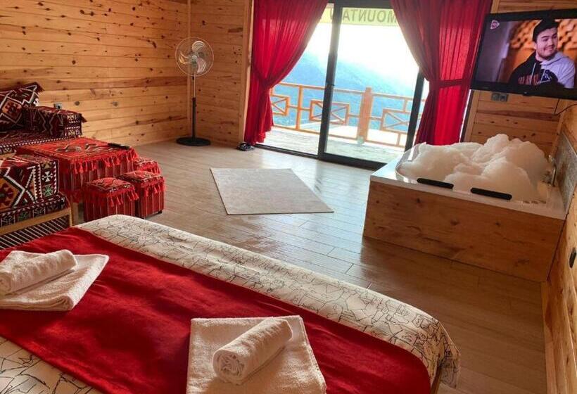 Семейное Бунгало, Puğari Otel