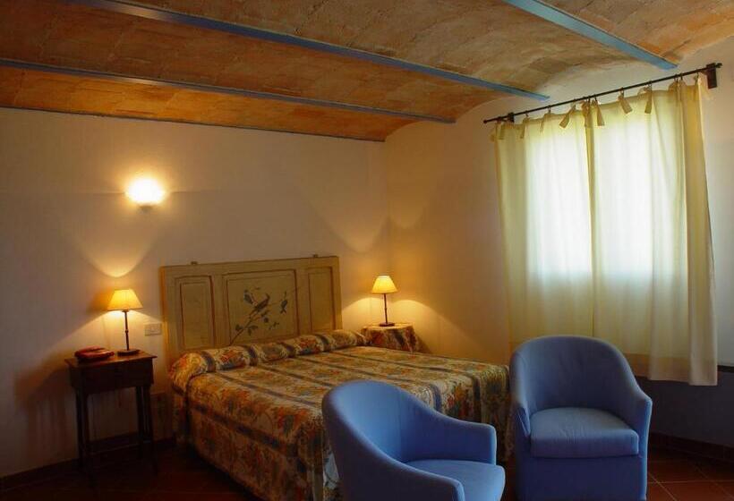 Студия Стандарт, Agriturismo La Sovana
