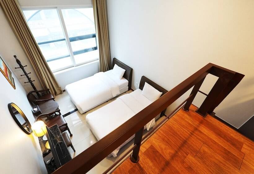 اتاق لوکس سه تخته, Intercity Seoul