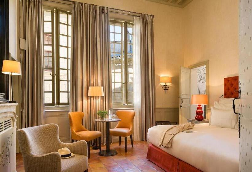 Полулюкс, La Maison D'uzès Relais & Châteaux